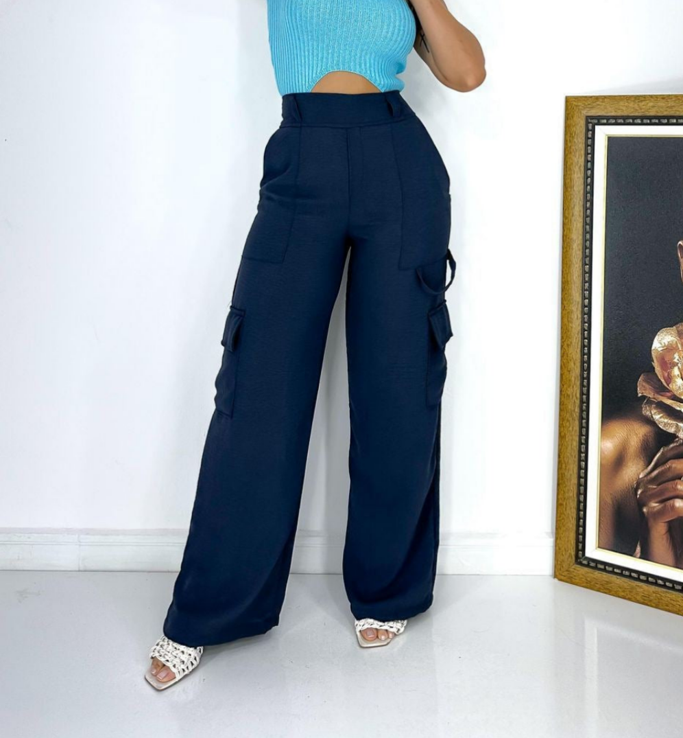 Calça cargo azul marinho