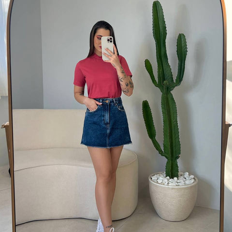 T-shirt Gola Alta Lisa – Essencial, Versátil e Sempre Elegante