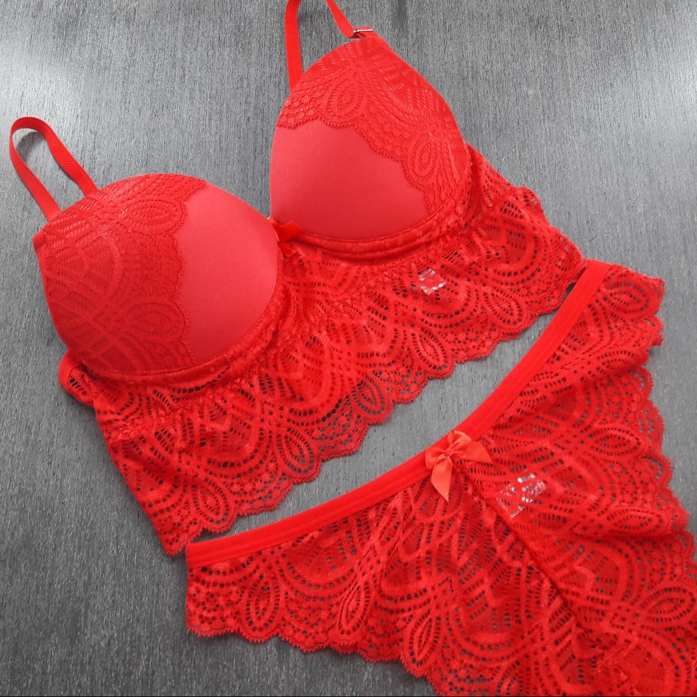 Conjunto de Lingerie Cropped em Renda  - Moda íntima