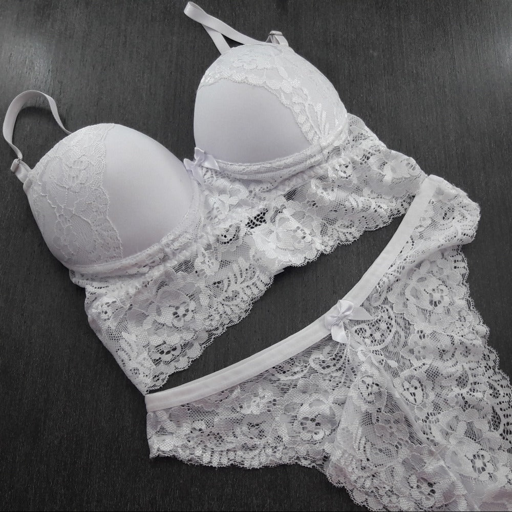 Conjunto de Lingerie Cropped em Renda  - Moda íntima